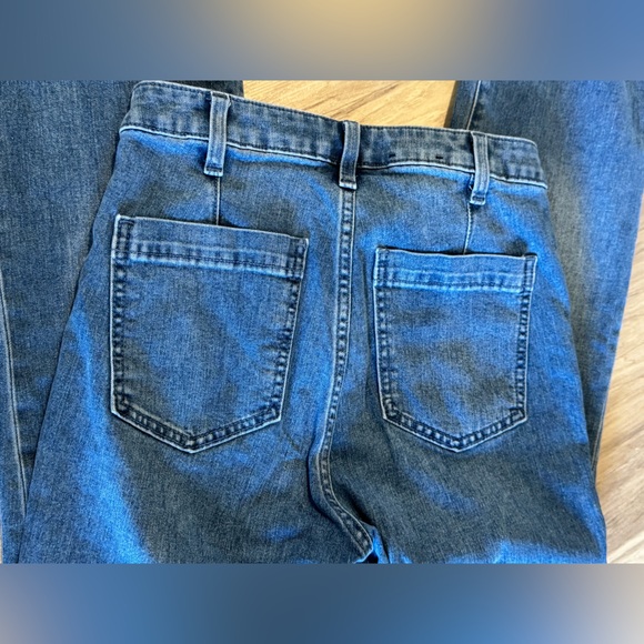 GAP Women's Flare Jeans - Dark Blue - Picture 4 of 7